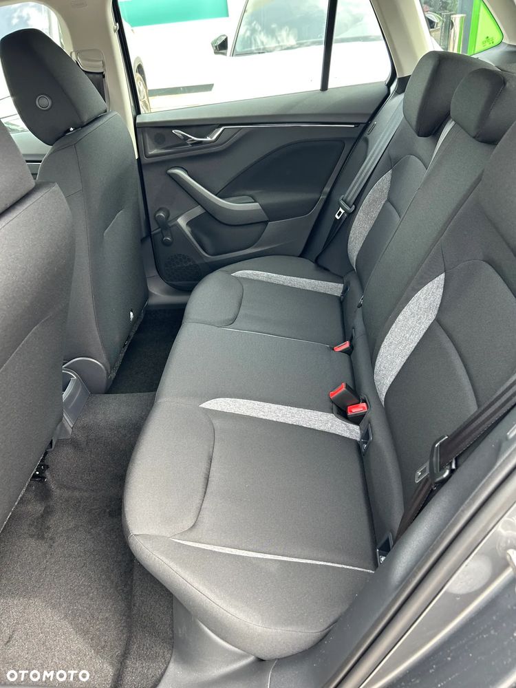 Skoda Kamiq 1.0 TSI Essence - 6