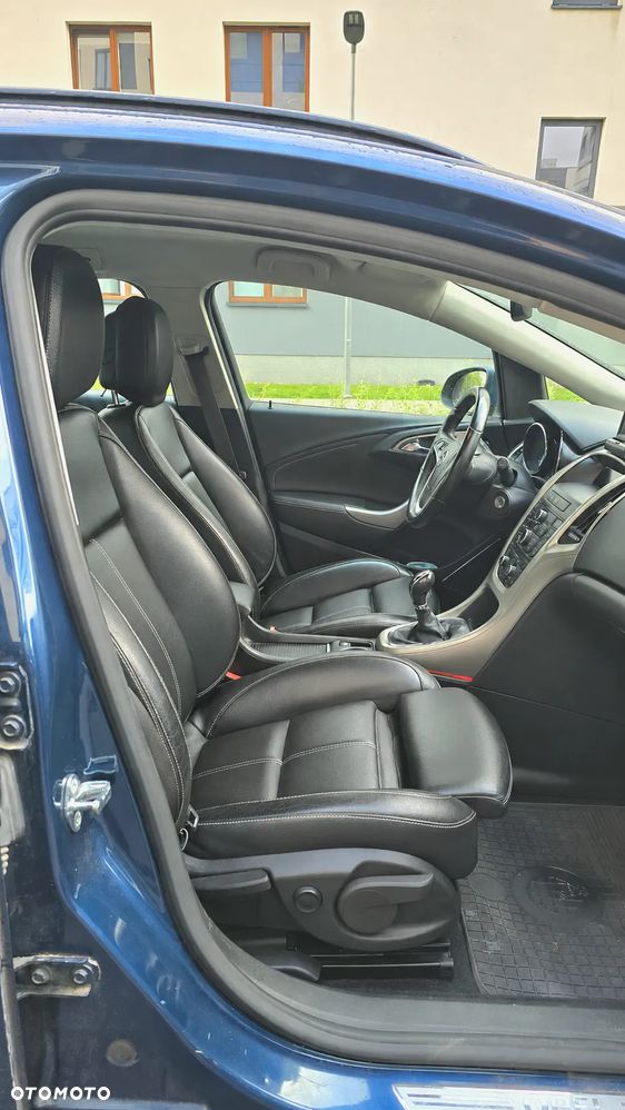 Opel Astra 1.4 T Enjoy - 7