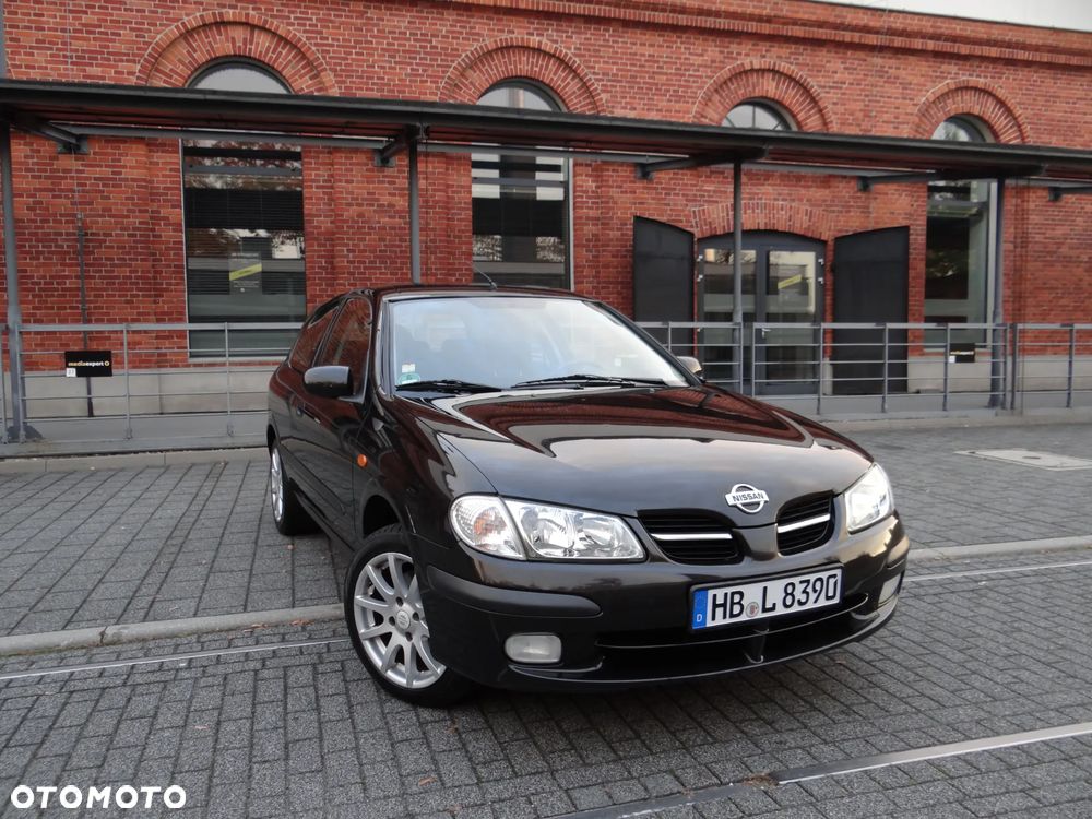 Nissan Almera - 1