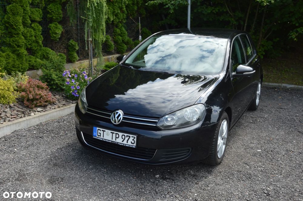 Volkswagen Golf - 2