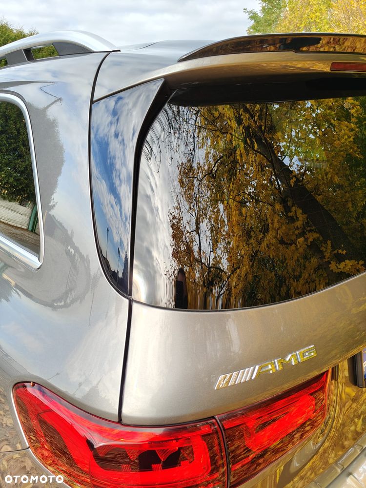 Mercedes-Benz GLB - 7