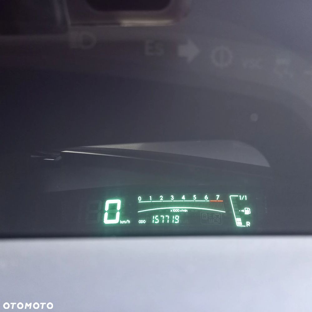 Toyota Yaris 1.0 Terra - 9