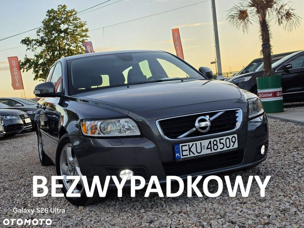 Volvo V50 - 2