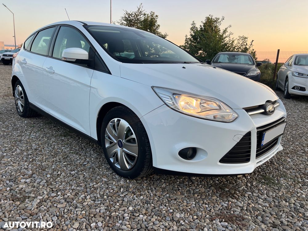 Ford Focus 1.6 TDCI DPF Trend - 9