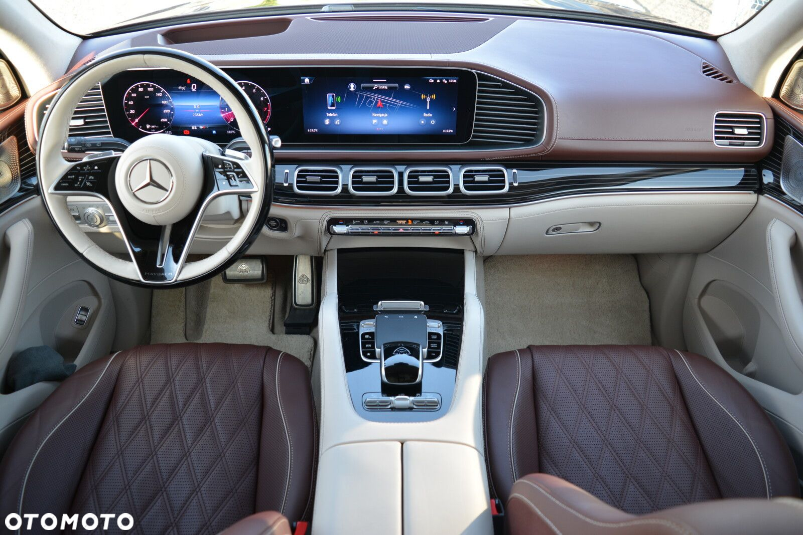 Mercedes-Benz GLS - 19