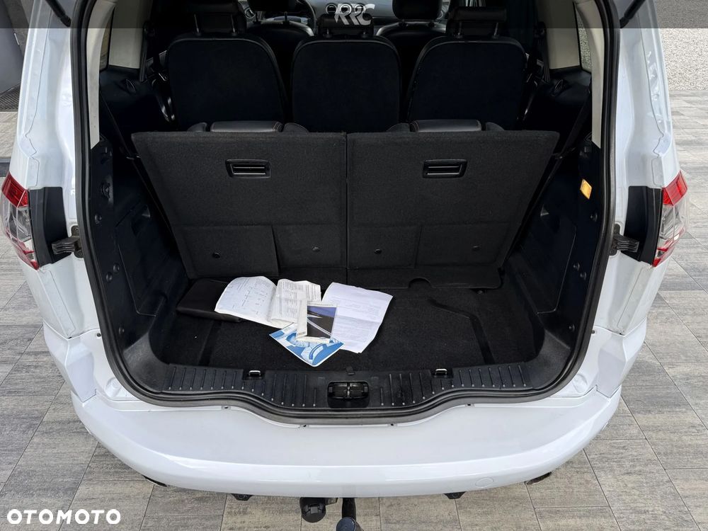 Ford S-Max 2.2 TDCi DPF Titanium - 32