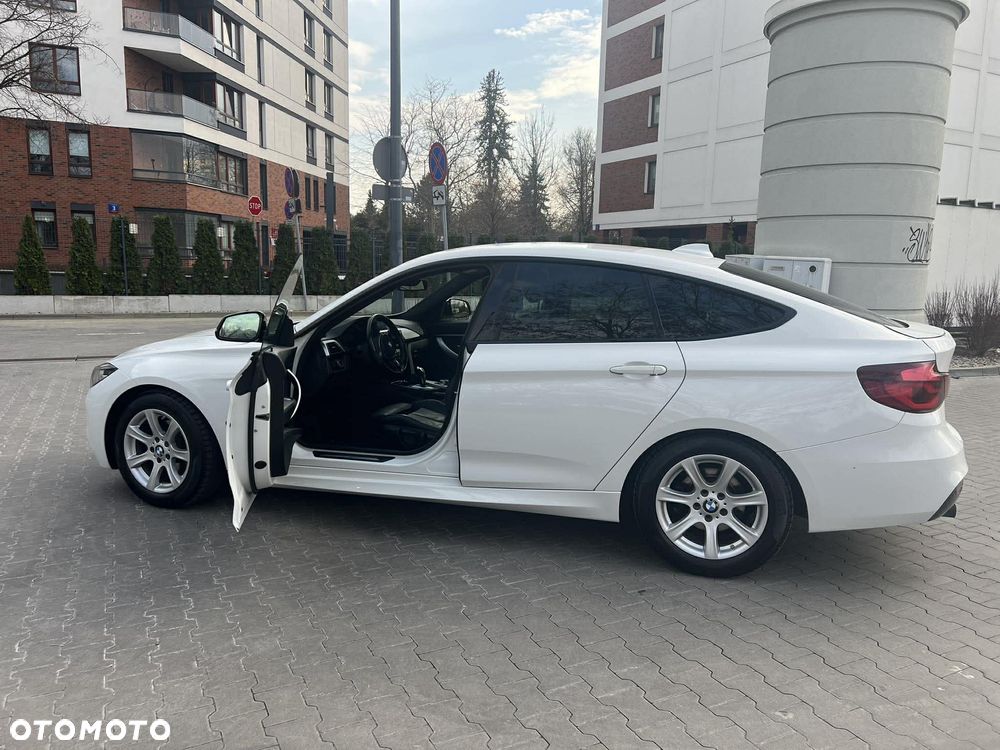 BMW 3GT 320d xDrive M Sport - 14