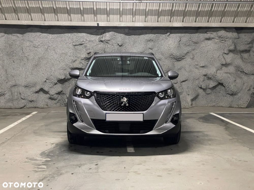Peugeot 2008 1.5 BlueHDi Allure S&S EAT8 - 4