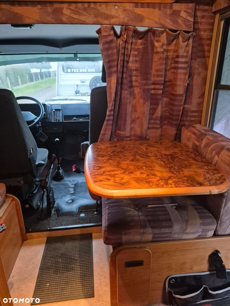 Renault Rapido 710 - 11