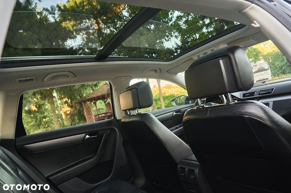 Volkswagen Passat - 34