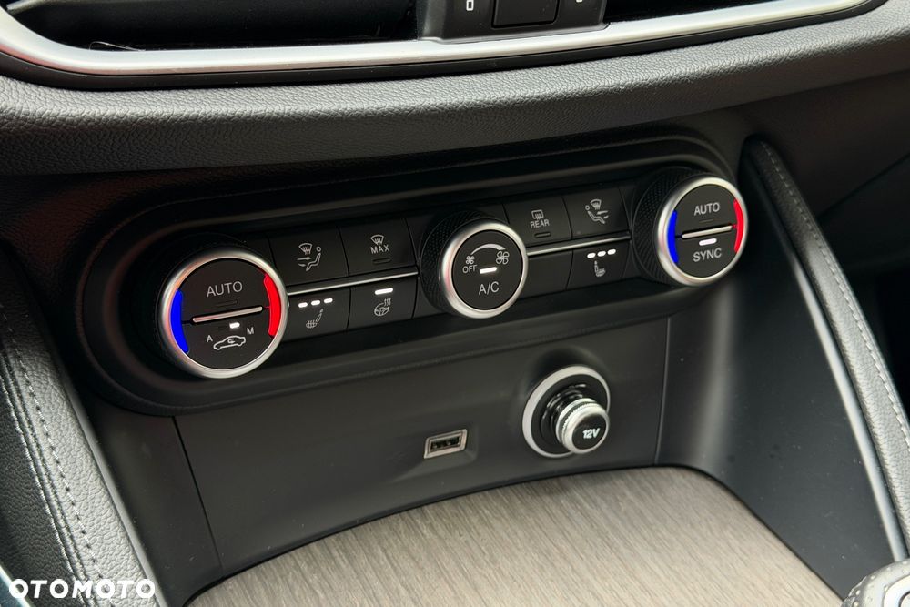 Alfa Romeo Stelvio 2.0 Turbo TI Q4 - 22