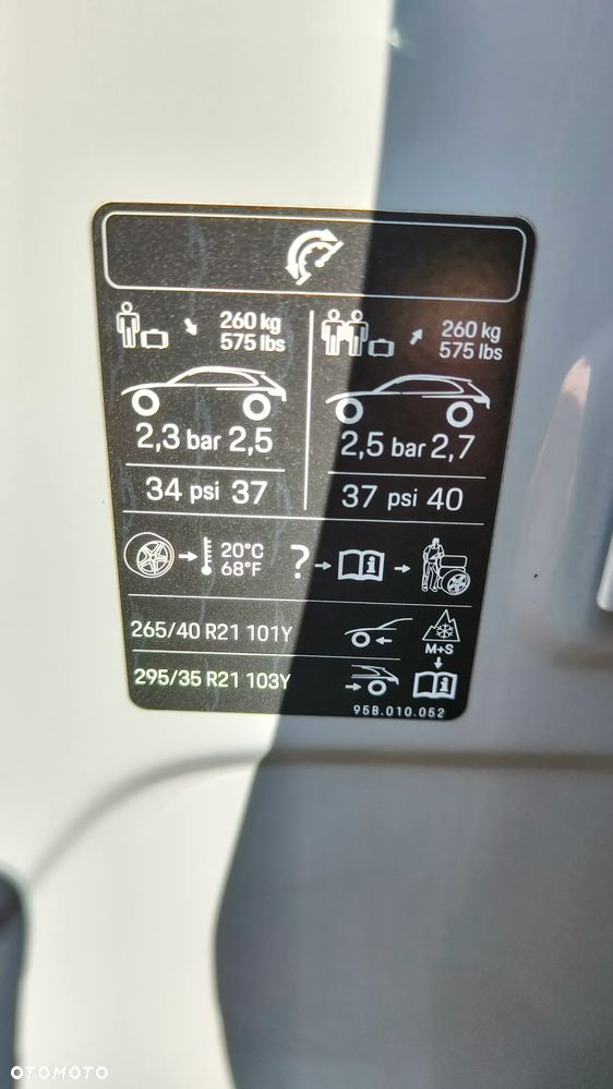 Porsche Macan T - 4