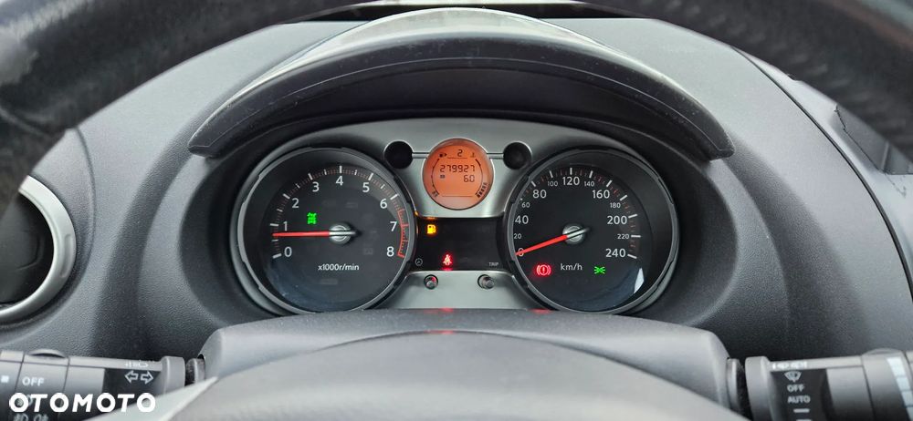 Nissan Qashqai 2.0 4x4 Tekna Premium - 9