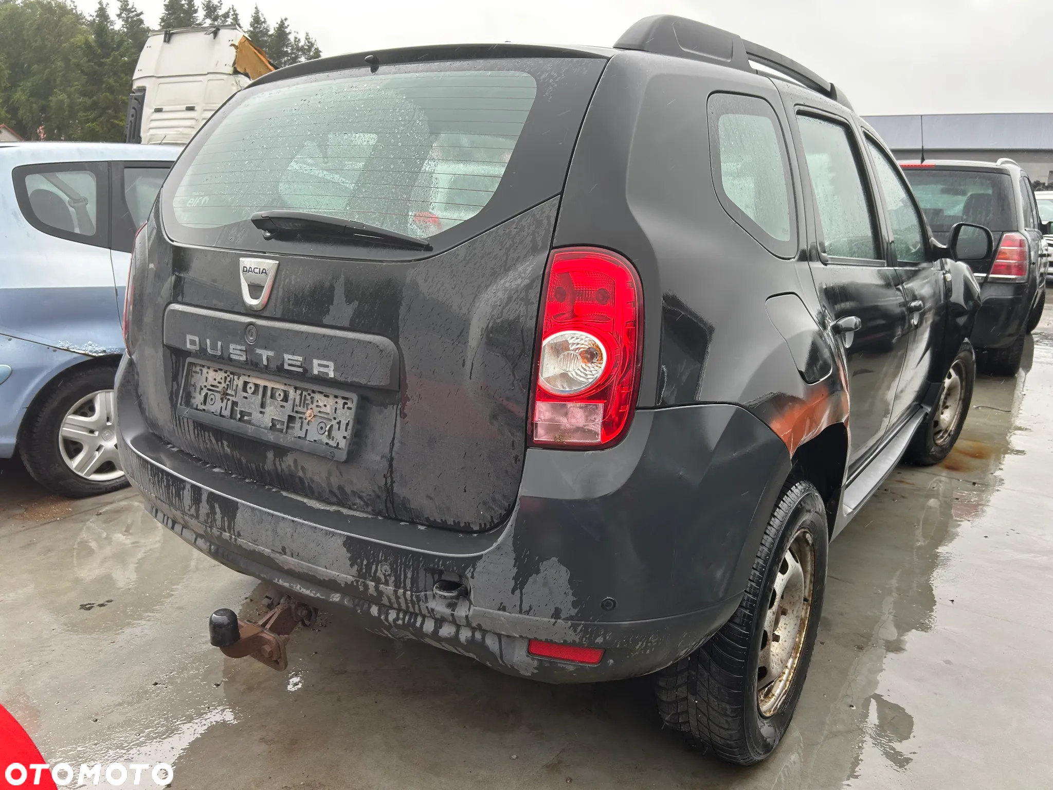 DACIA DUSTER 1 ZDERZAK TYŁ PARKTRONIC KOMPLETNY - 3