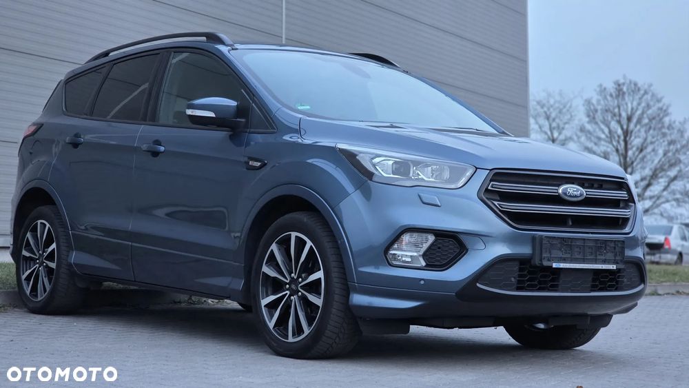 Ford Kuga 2.0 TDCi 4x4 ST-Line - 40