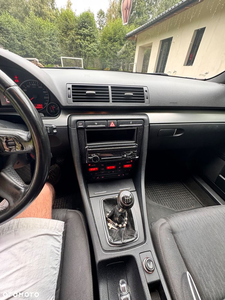 Audi A4 Avant 1.9 TDI - 12