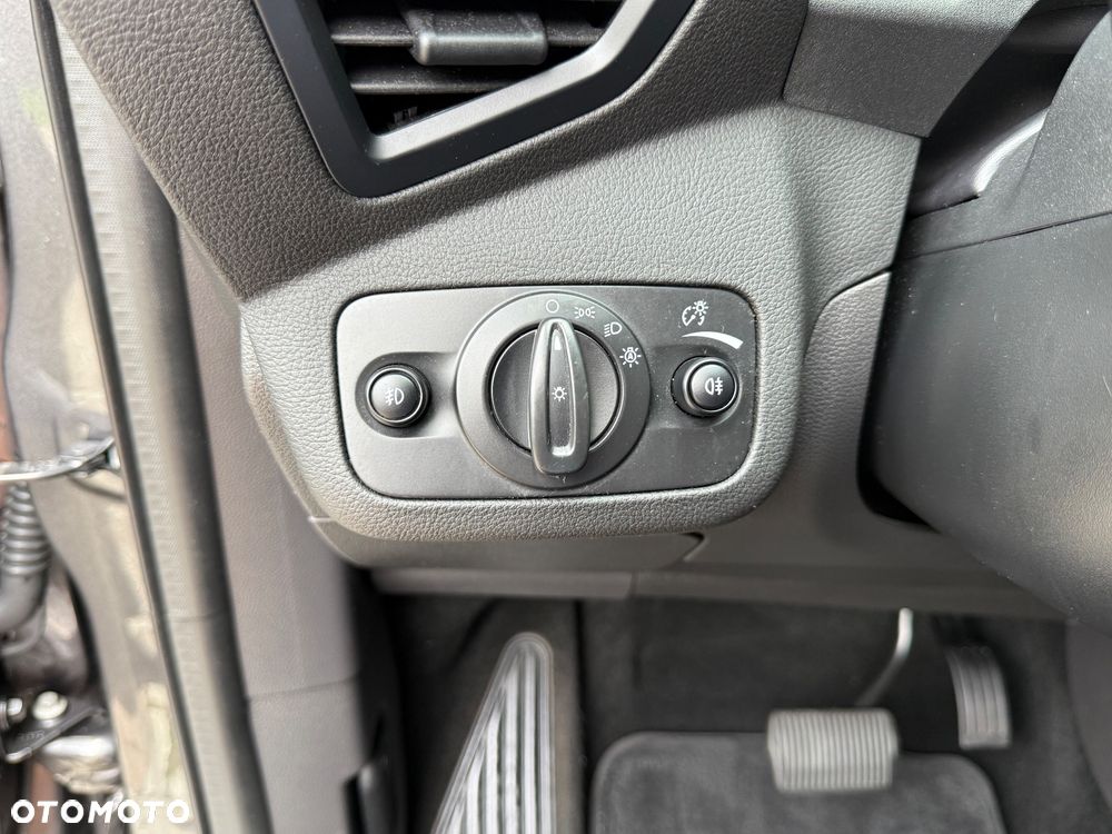 Ford Kuga 2.0 TDCi 4WD Titanium Plus - 25