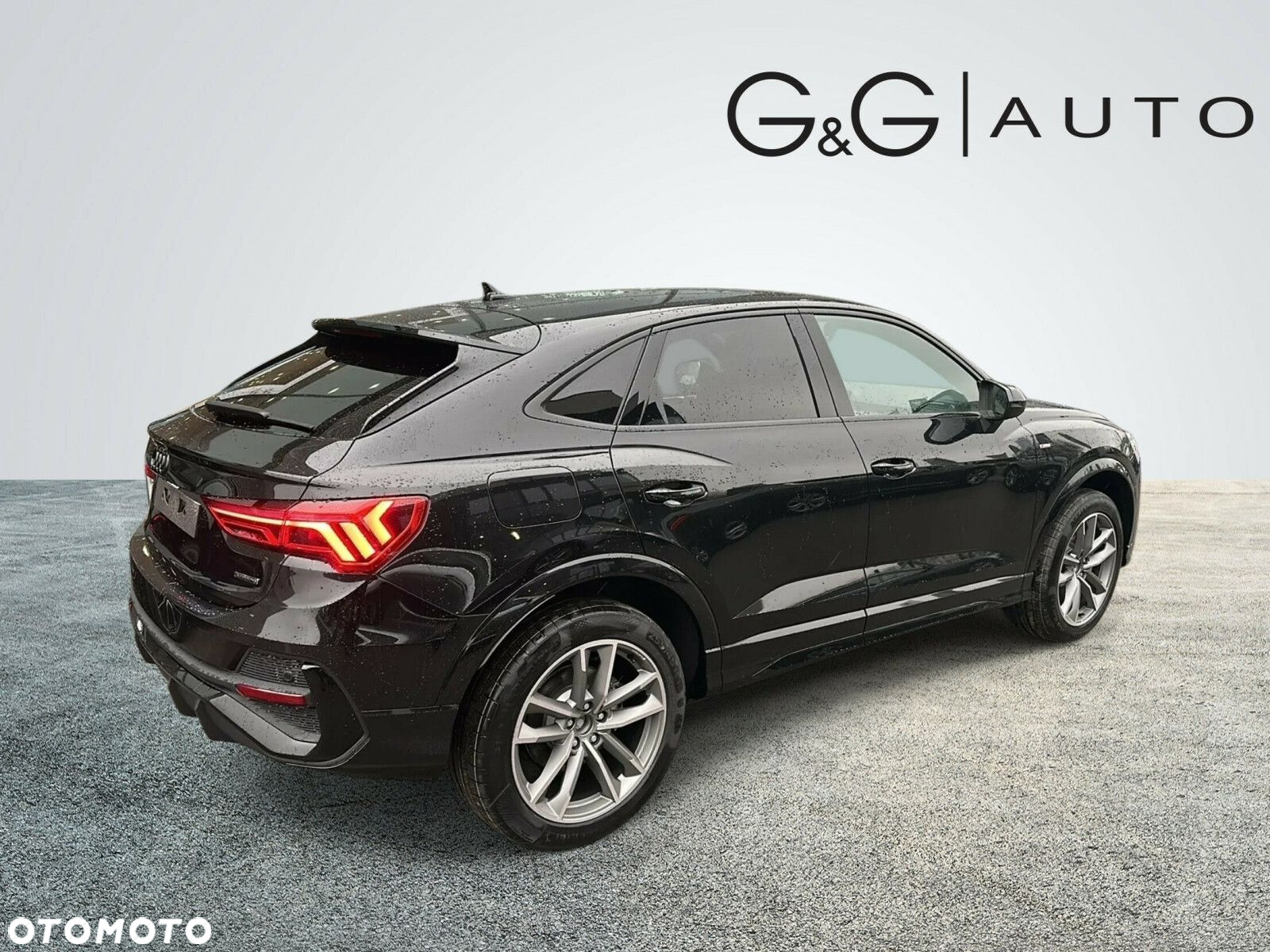 Audi Q3 Sportback - 4