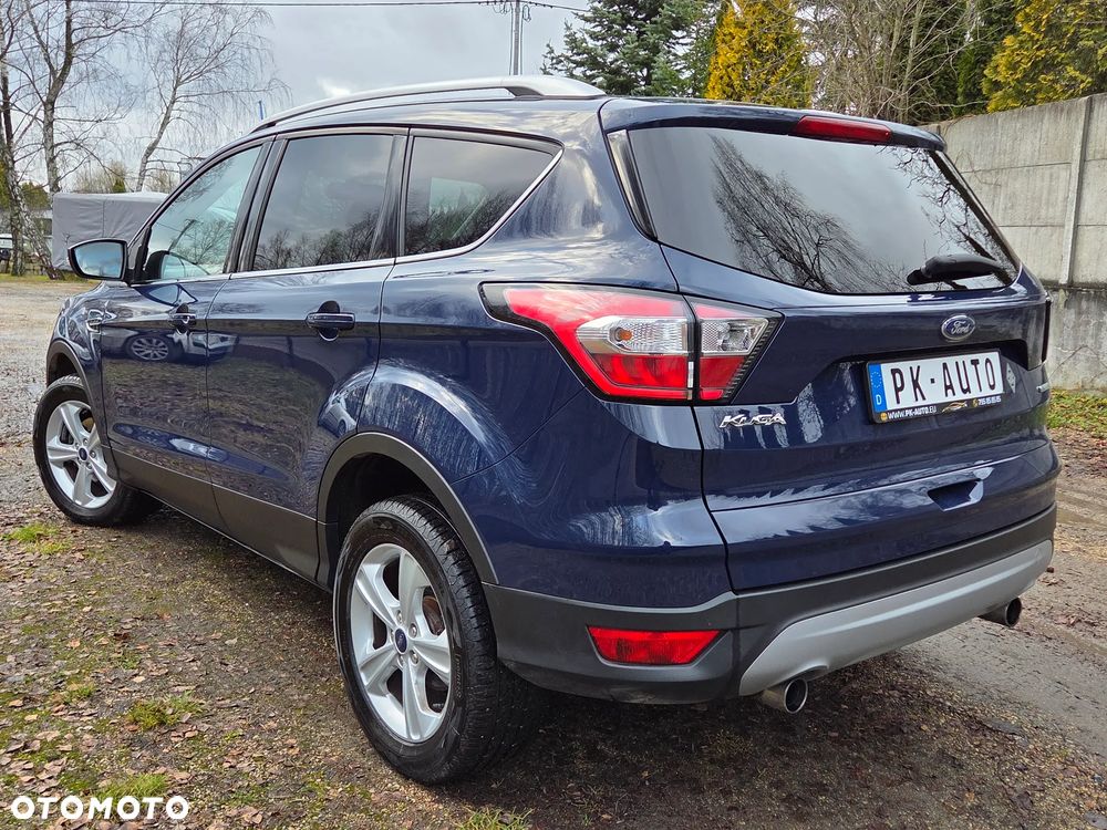 Ford Kuga 1.5 EcoBoost 2x4 Trend - 4