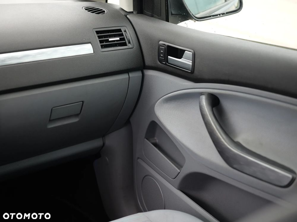 Ford C-MAX - 16