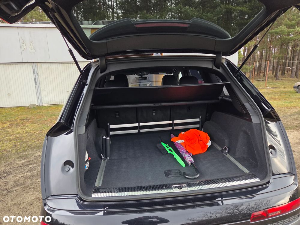 Audi Q7 - 8