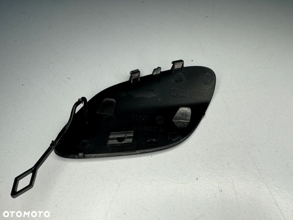 ZAŚLEPKA HAKA ZDERZAK PRZEDNI MERCEDES W205 AMG - 4