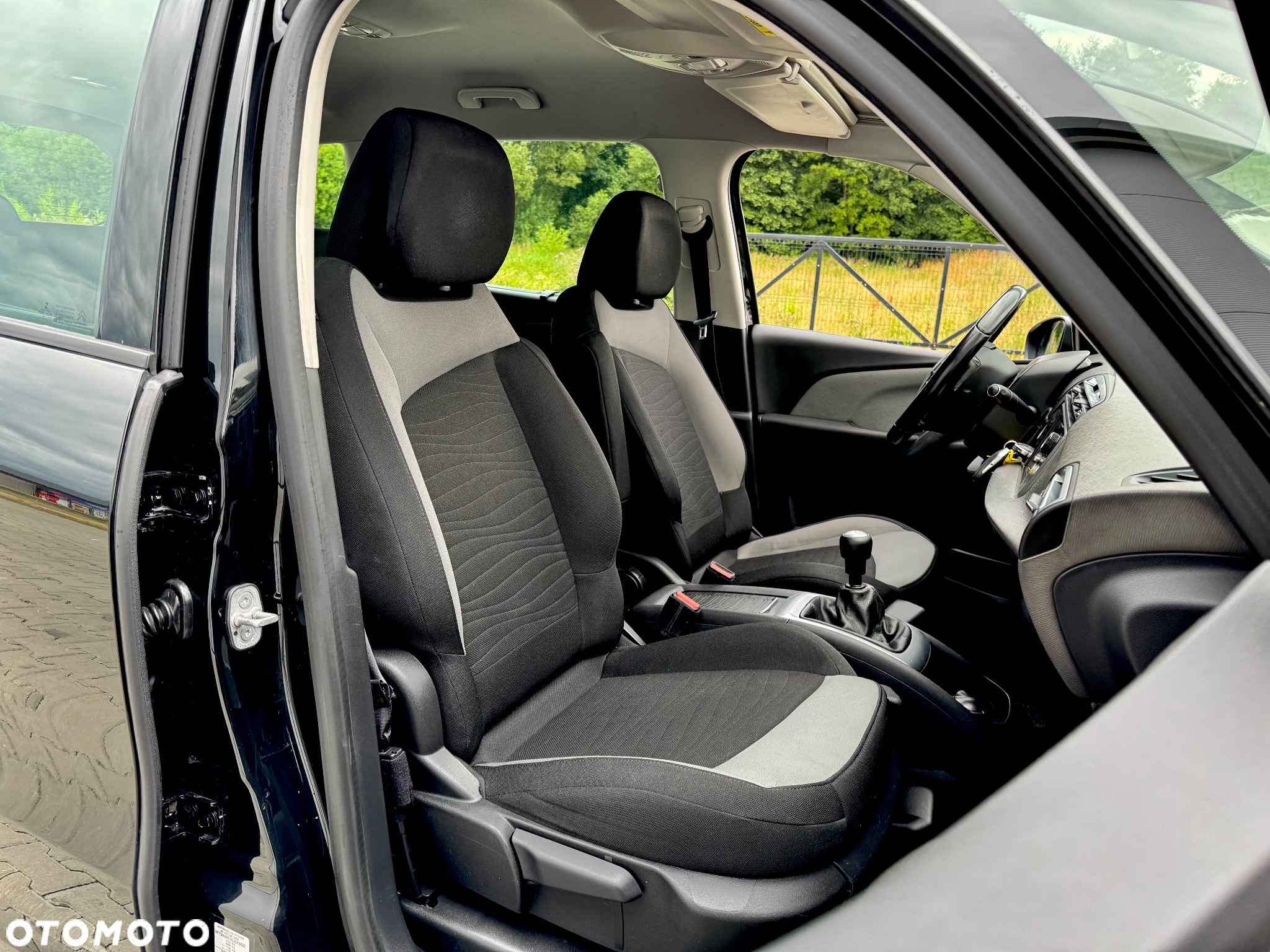 Citroën C4 Grand Picasso 1.6 e-HDi Exclusive - 8