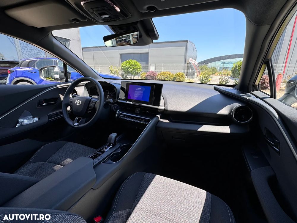 Toyota C-HR 2.0 HEV 180 CP 4x2 CVT Dynamic - 25