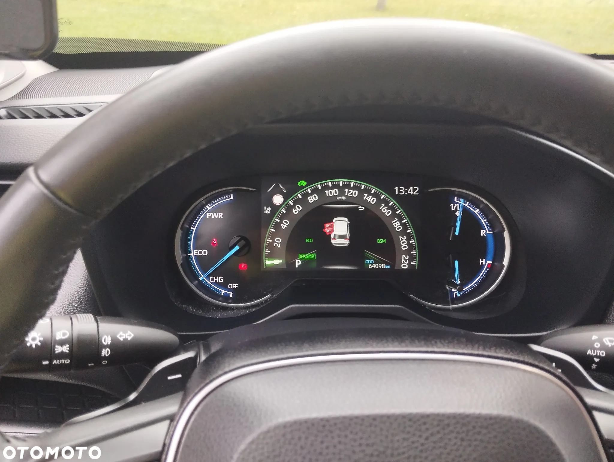 Toyota RAV4 - 5