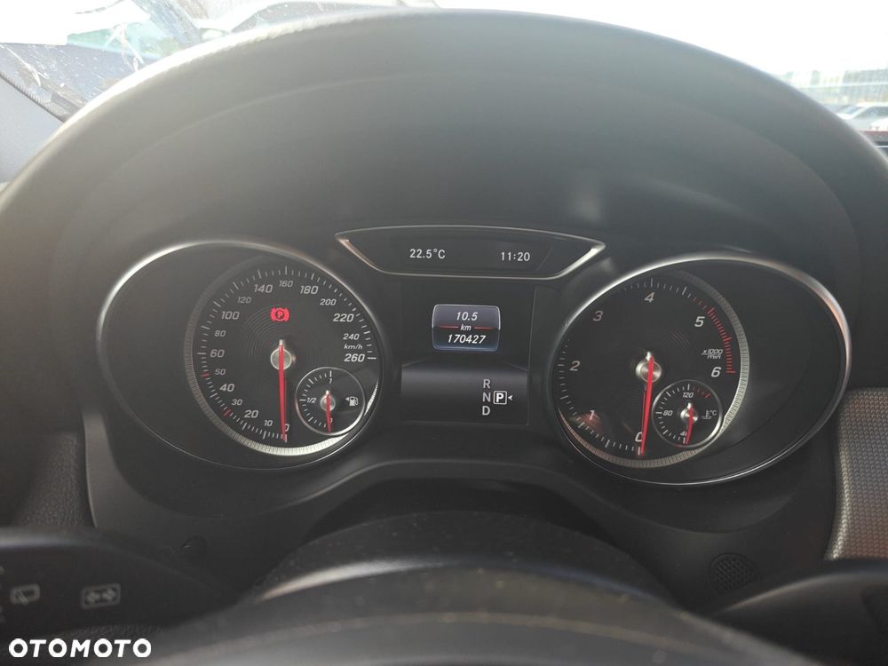 Mercedes-Benz CLA 220 (CDI) d 7G-DCT - 11