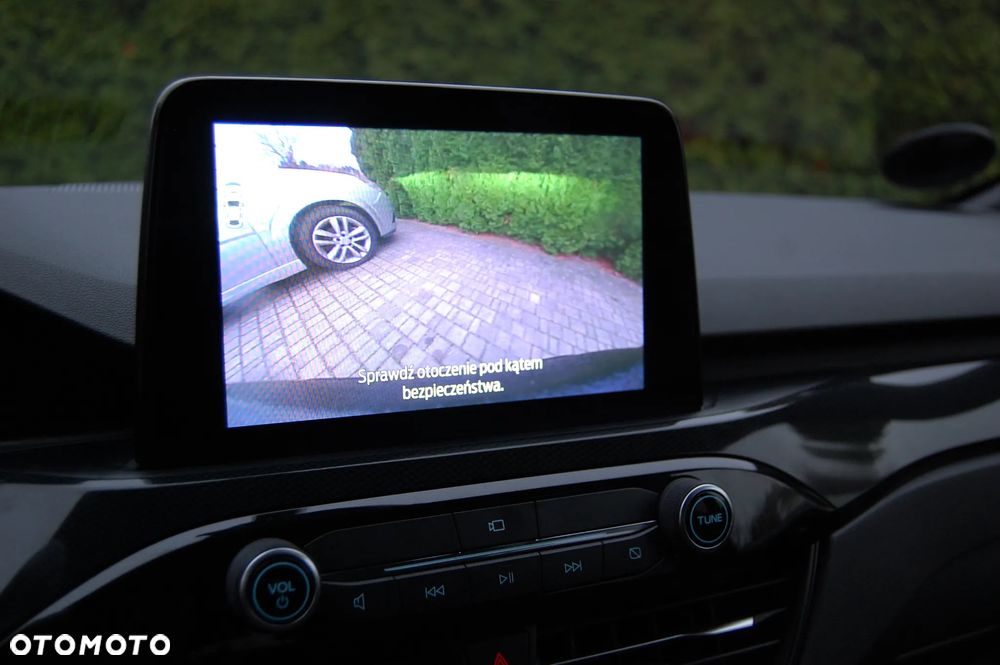 Ford Kuga 2.0 EcoBlue 4x4 ST-LINE X - 14