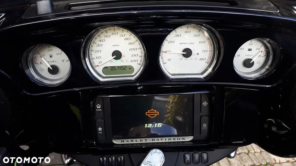 Harley-Davidson Touring Street Glide - 8