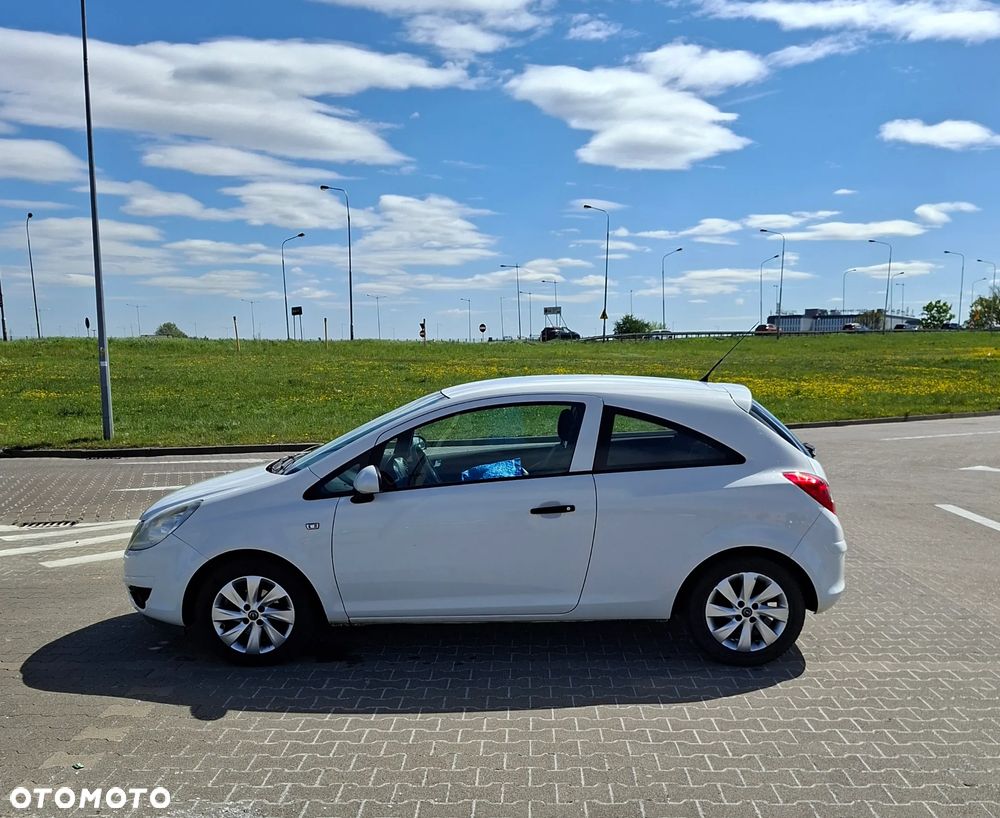 Opel Corsa 1.0 12V Essentia - 7