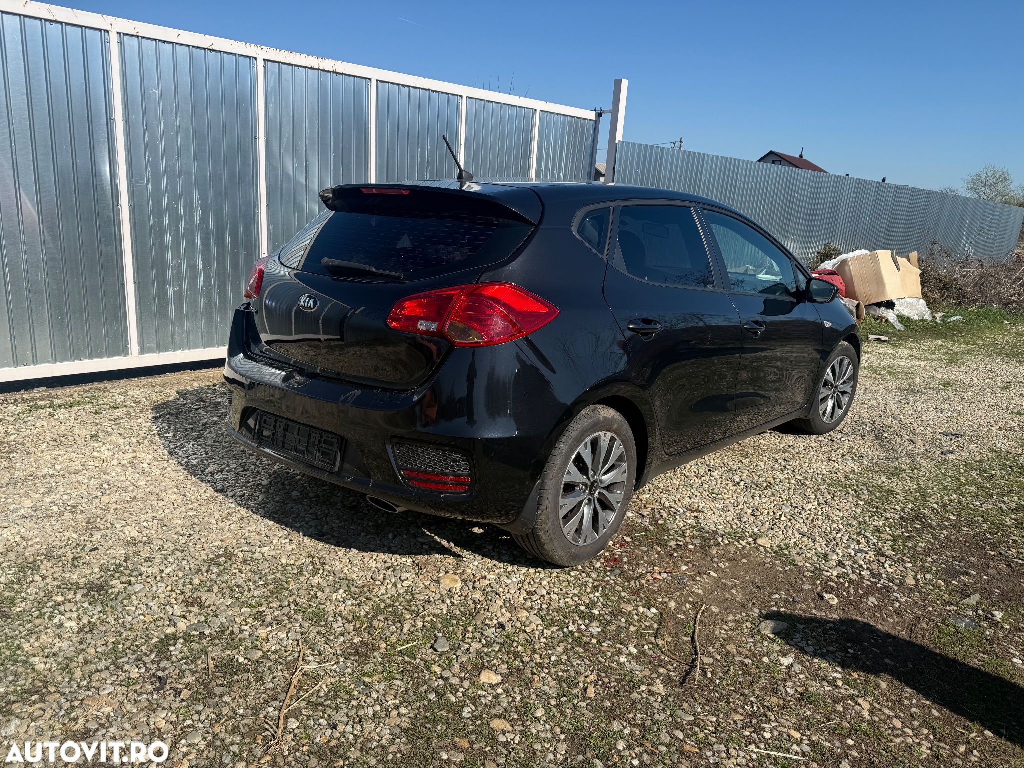 Dezmembrez kia ceed JD facelift benzină volan pe  Stanga 2016 cod motor G4FD 99kw 1591 cmc GZ7 cutie manuală 90 mi km reali - 1