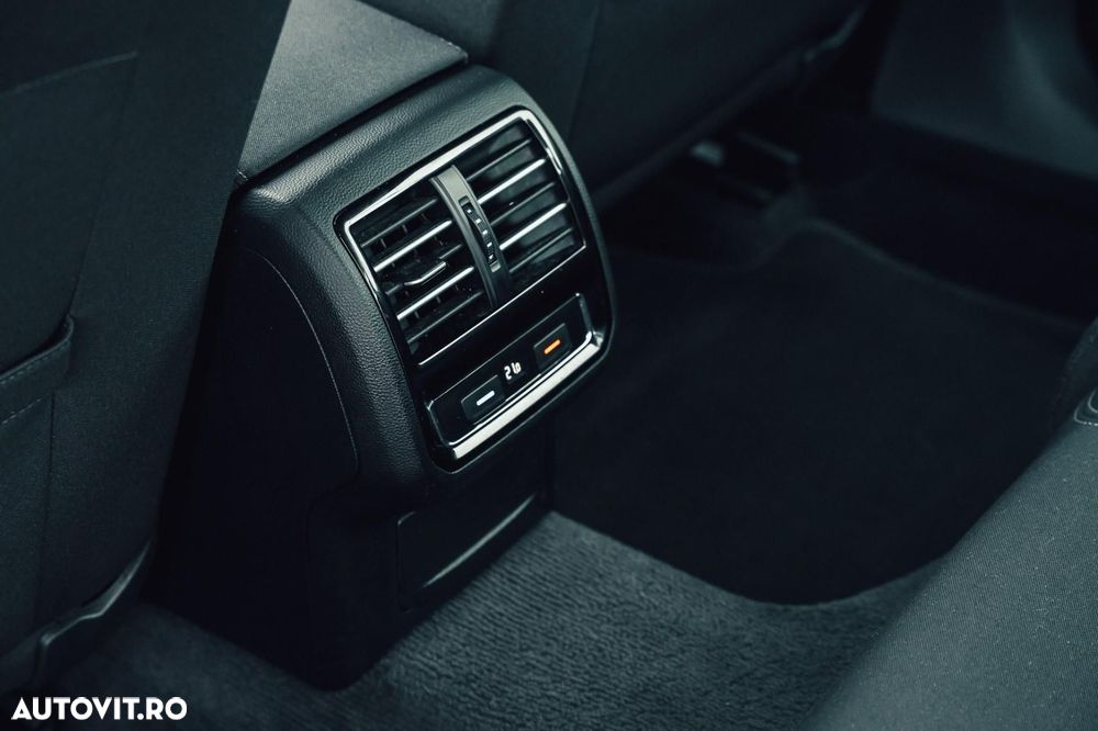 Volkswagen Passat - 15