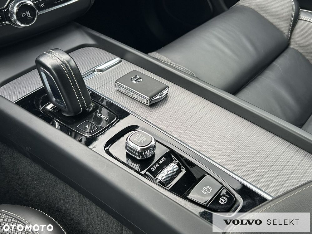 Volvo XC 60 - 21