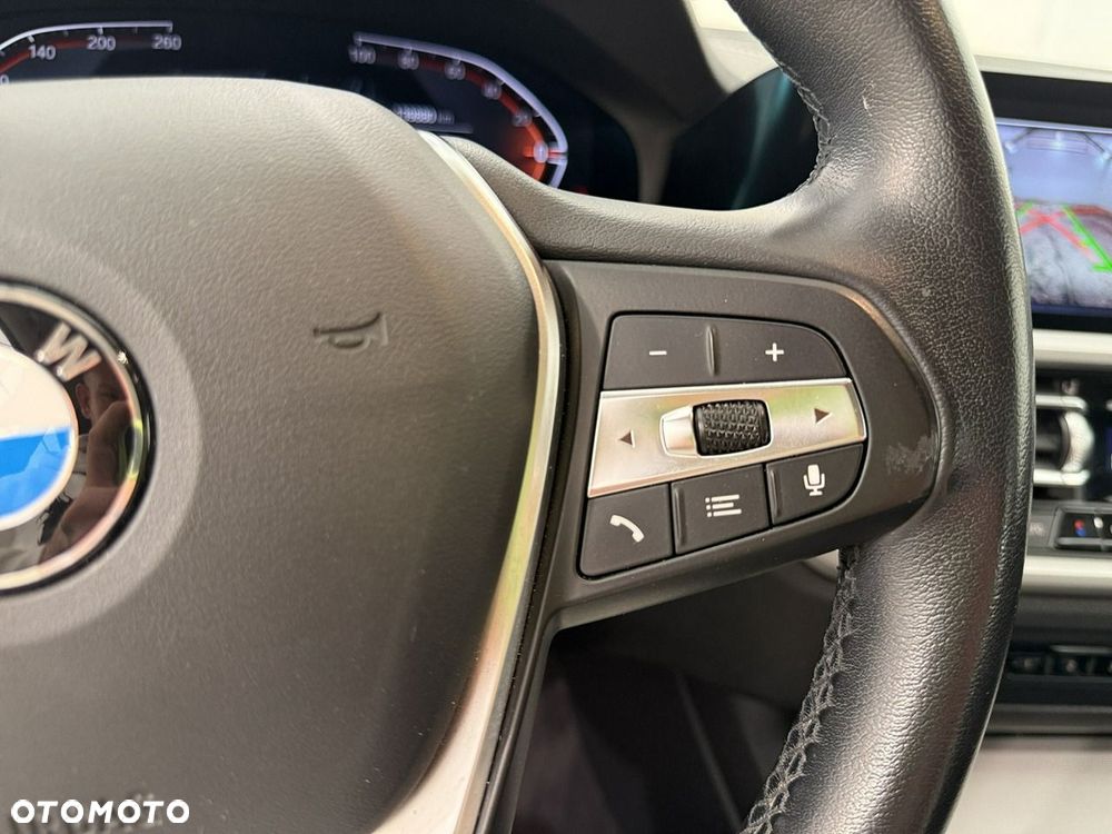 BMW Seria 3 - 23