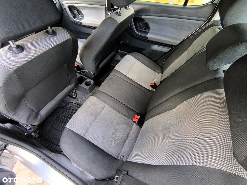 Skoda Fabia 1.4 16V Classic - 14