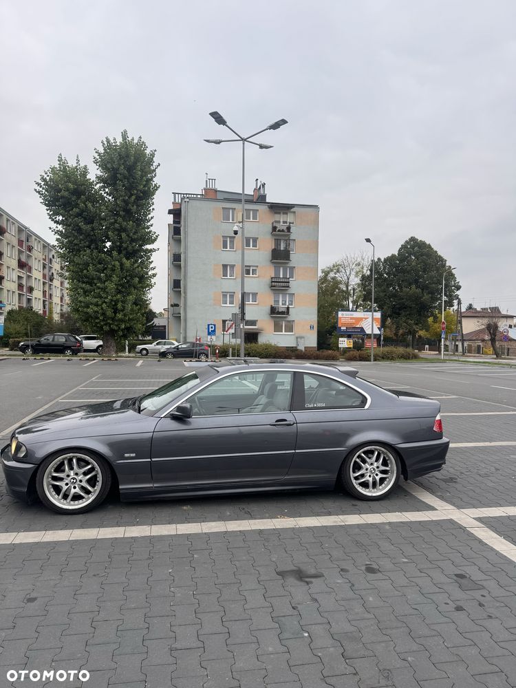 BMW Seria 3 2000 photo 2