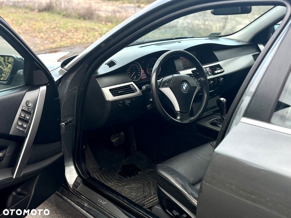 BMW Seria 5 525i - 8