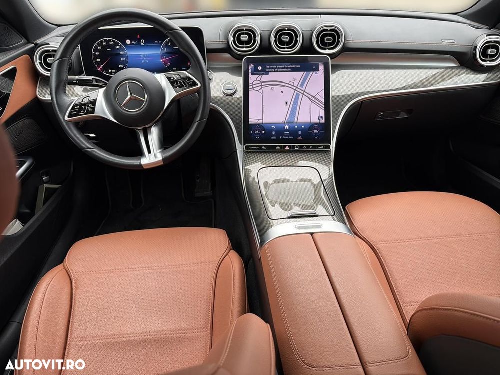 Mercedes-Benz C - 12