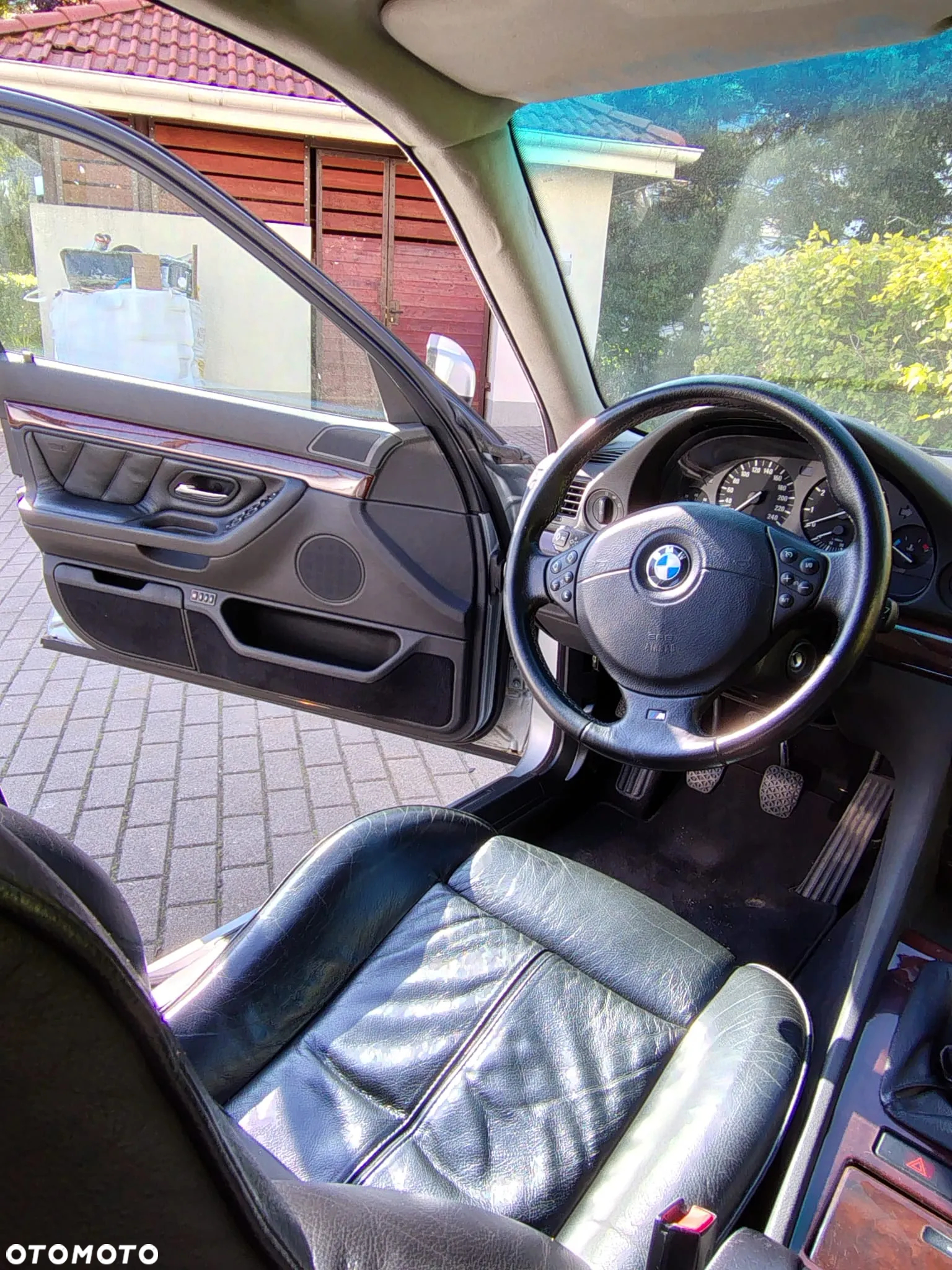 BMW Seria 7 740i - 5