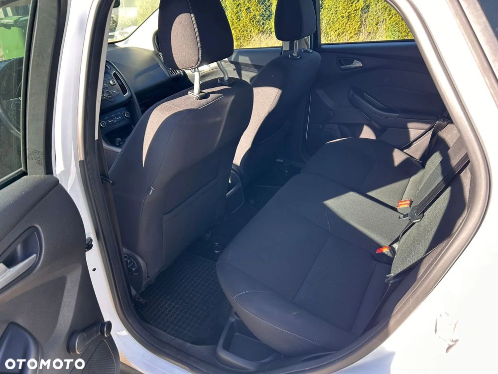 Ford Focus 1.5 TDCi Trend - 11