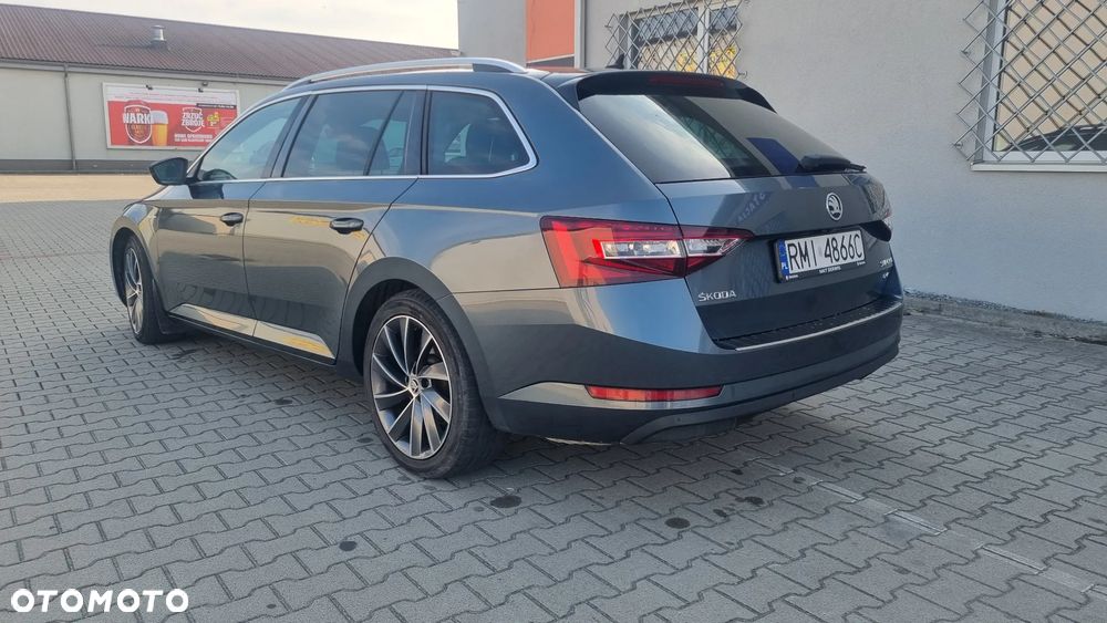 Skoda Superb 2.0 TDI 4x4 L&K DSG - 19