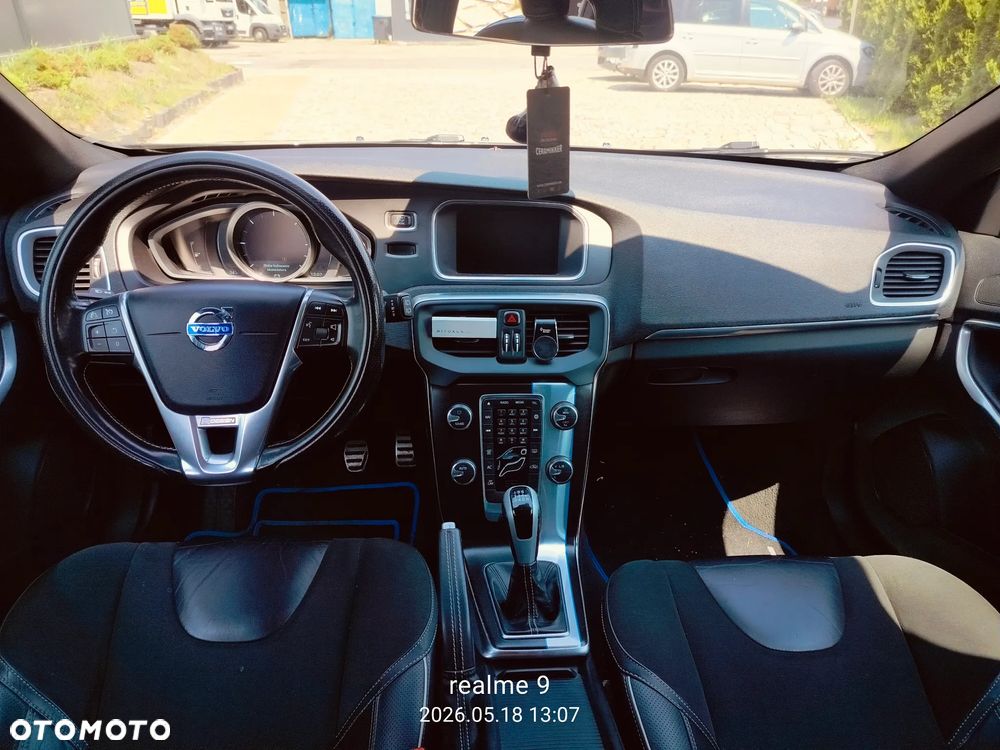 Volvo V40 D4 Drive-E R-Design Summum - 9
