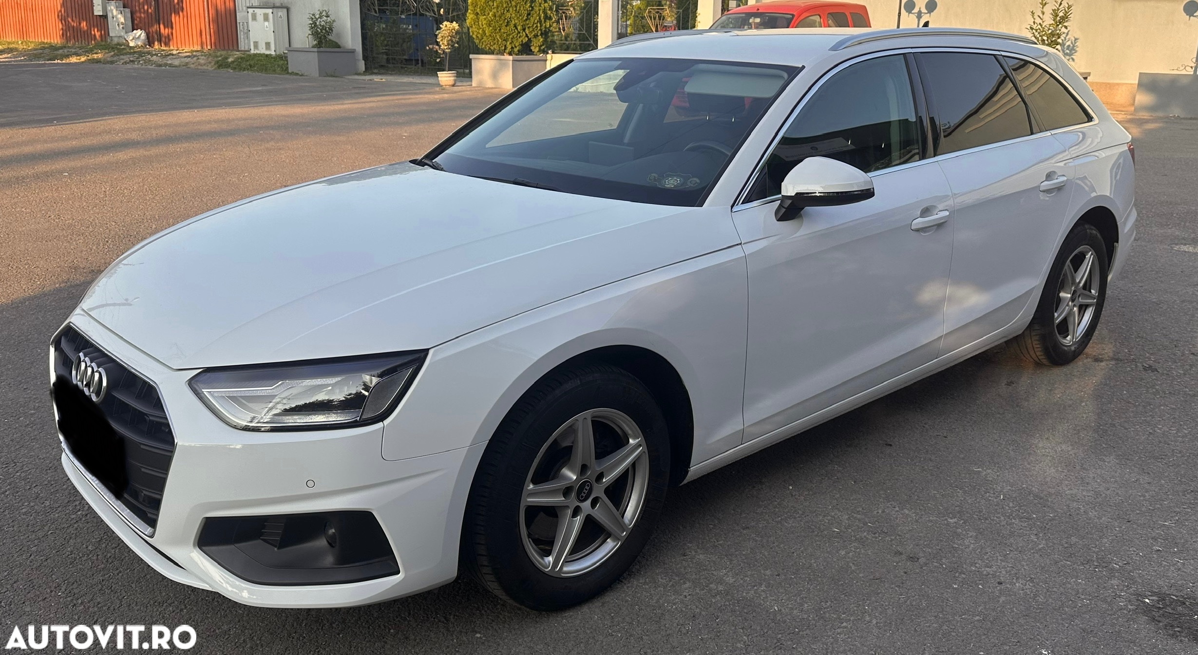 Audi A4 Avant 2.0 30 TDI S tronic MHEV Basic - 2