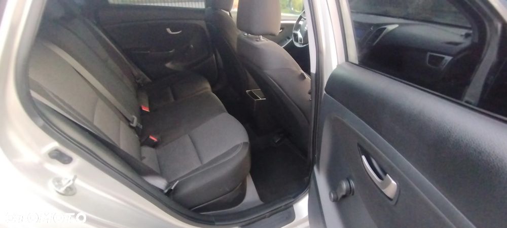 Hyundai i30 1.4 CRDi Advantage - 18