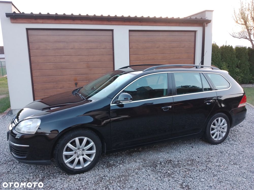 Volkswagen Golf - 4
