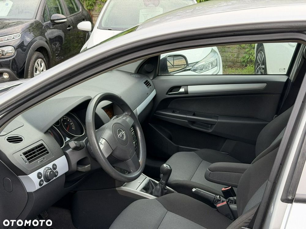 Opel Astra - 11