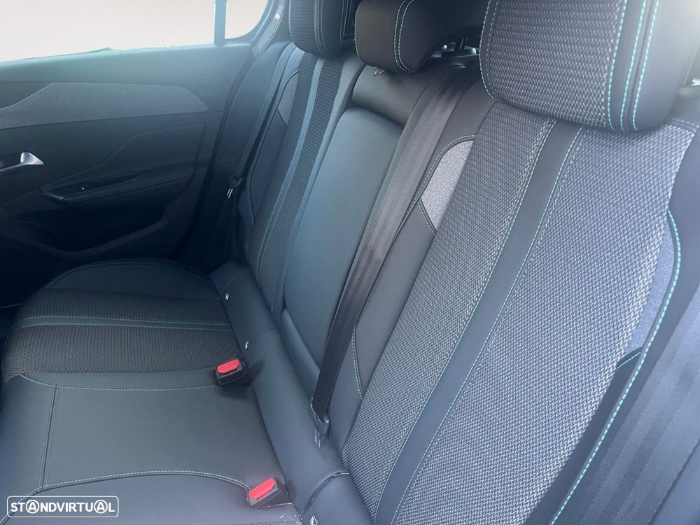 Peugeot 308 1.2 PureTech Allure - 13